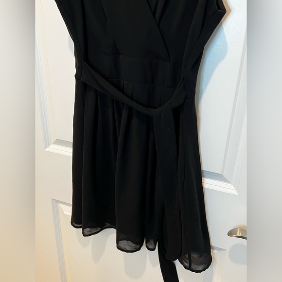 Emerald Sundae Black Fit and Flare Sleeveless Dress Juniors Size 13 - Picture 4 of 10